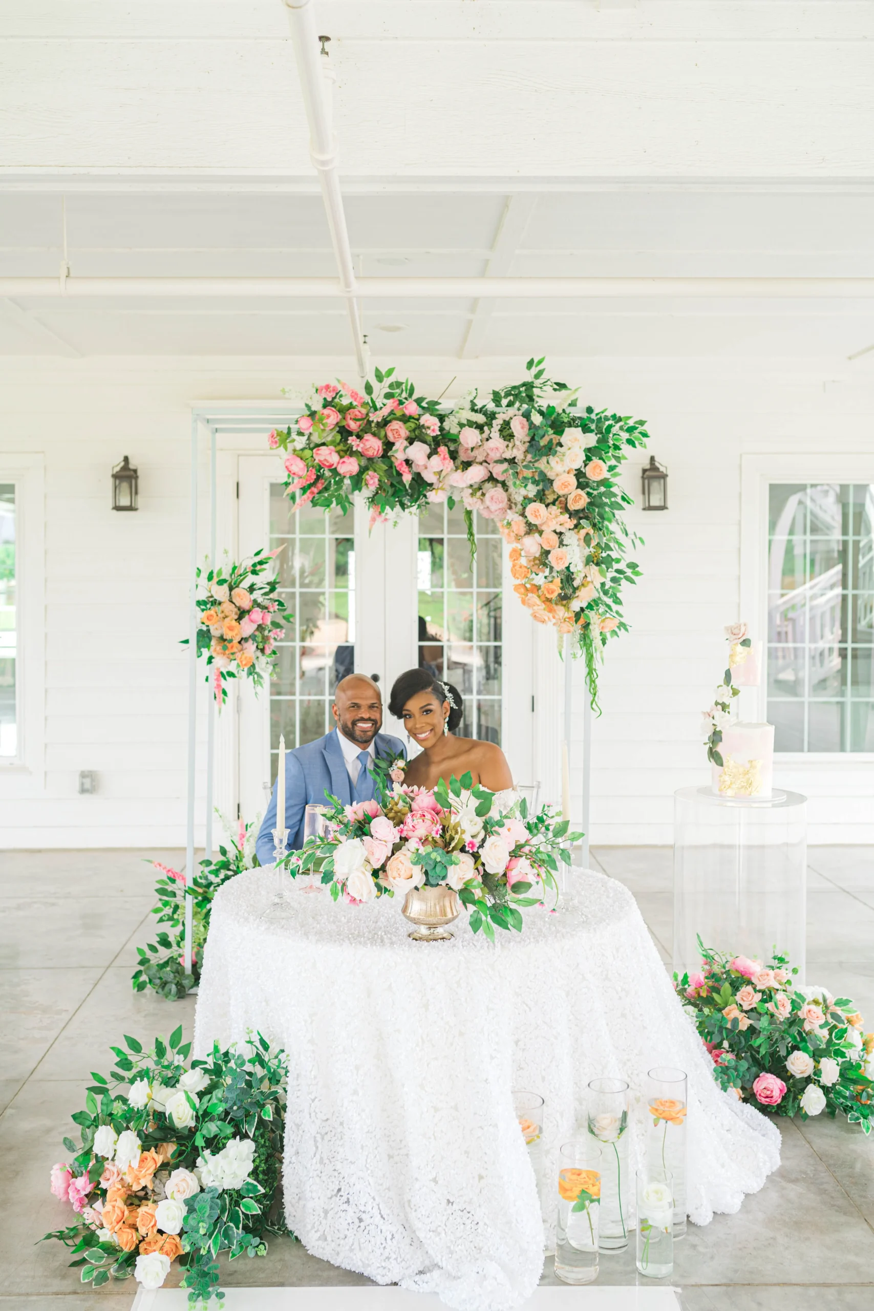 Signing Table with Suspended Arch